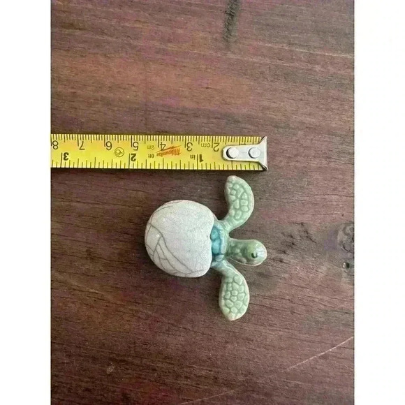 Sea Turtle Hatchling Diller Raku Art Pottery Egg Figurine‎ 2” Signed - Picture 4 of 4